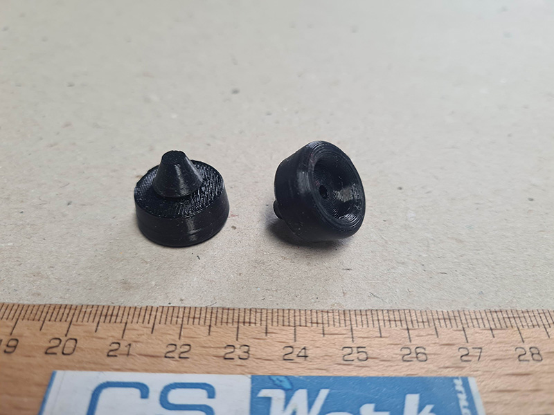 BMW E9 Endkappen Puffer Kofferraum