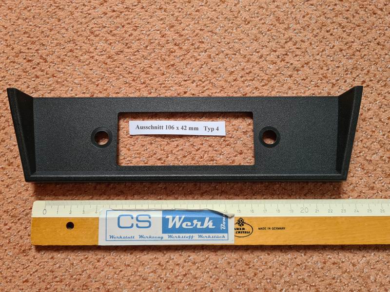 12 BMW E9 Radio Konsole Blende 106